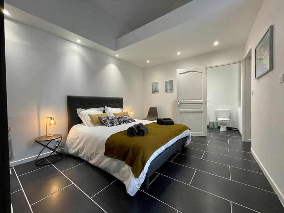 Le Logis Baya - Weekend & Holiday - Wifi & Tv Saint-Vigor-le-Grand Екстериор снимка